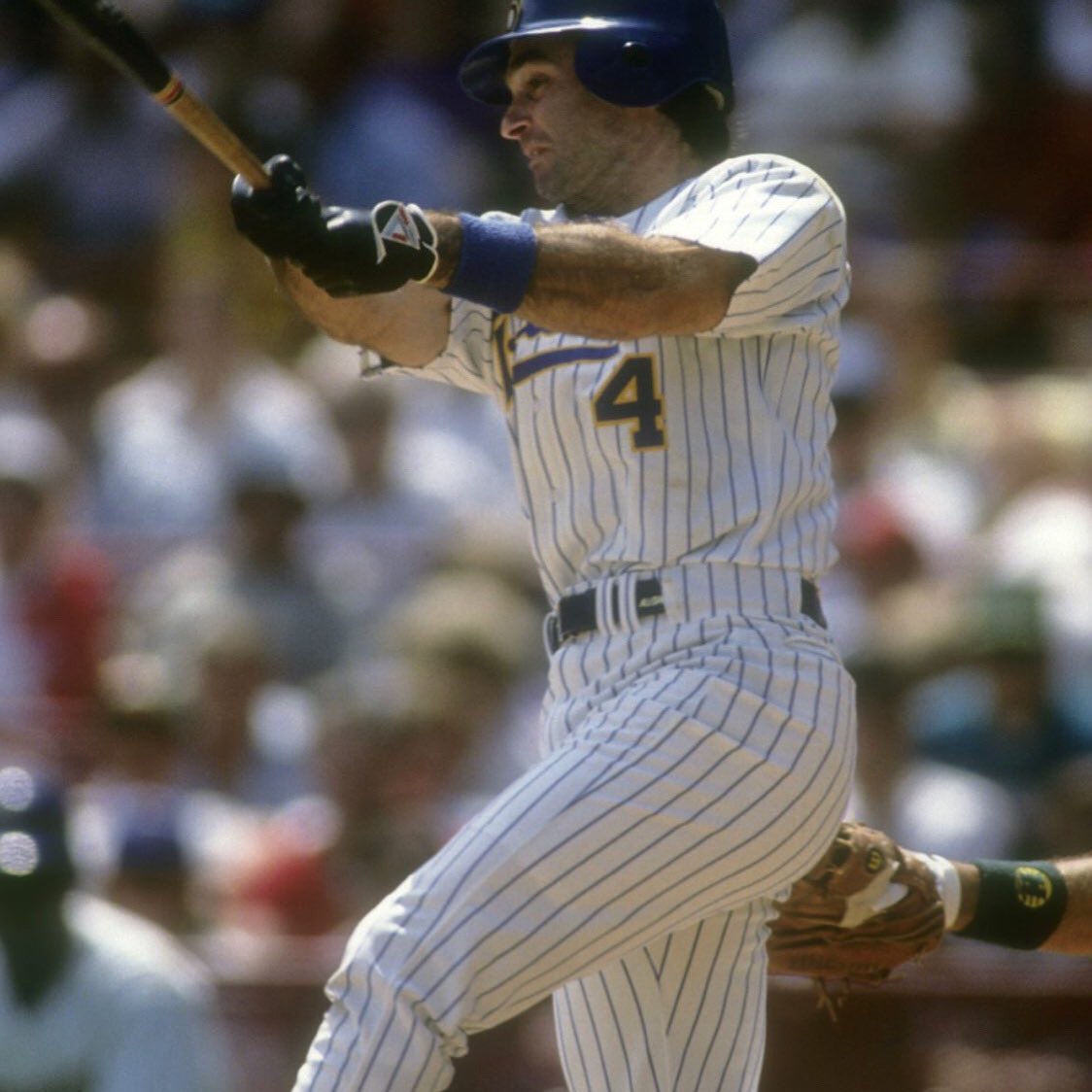 mainlinegraphs's tweet photo. Paul Molitor autograph signing. May 21st, Monroeville, PA convention Ctr. #baseball #autographs #pittsburghspectacular https://t.co/plji67Zykw