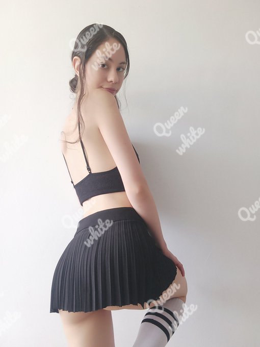 Hola amores  Disponible nuevos packs de videos y venta a mi grupo premium https://t.co/7MVKK7a2tL