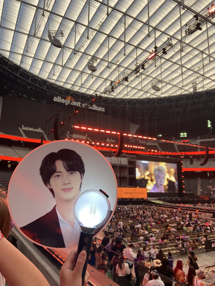 jin_sin_0613's tweet photo. 💜 https://t.co/kLLQBq0kYm