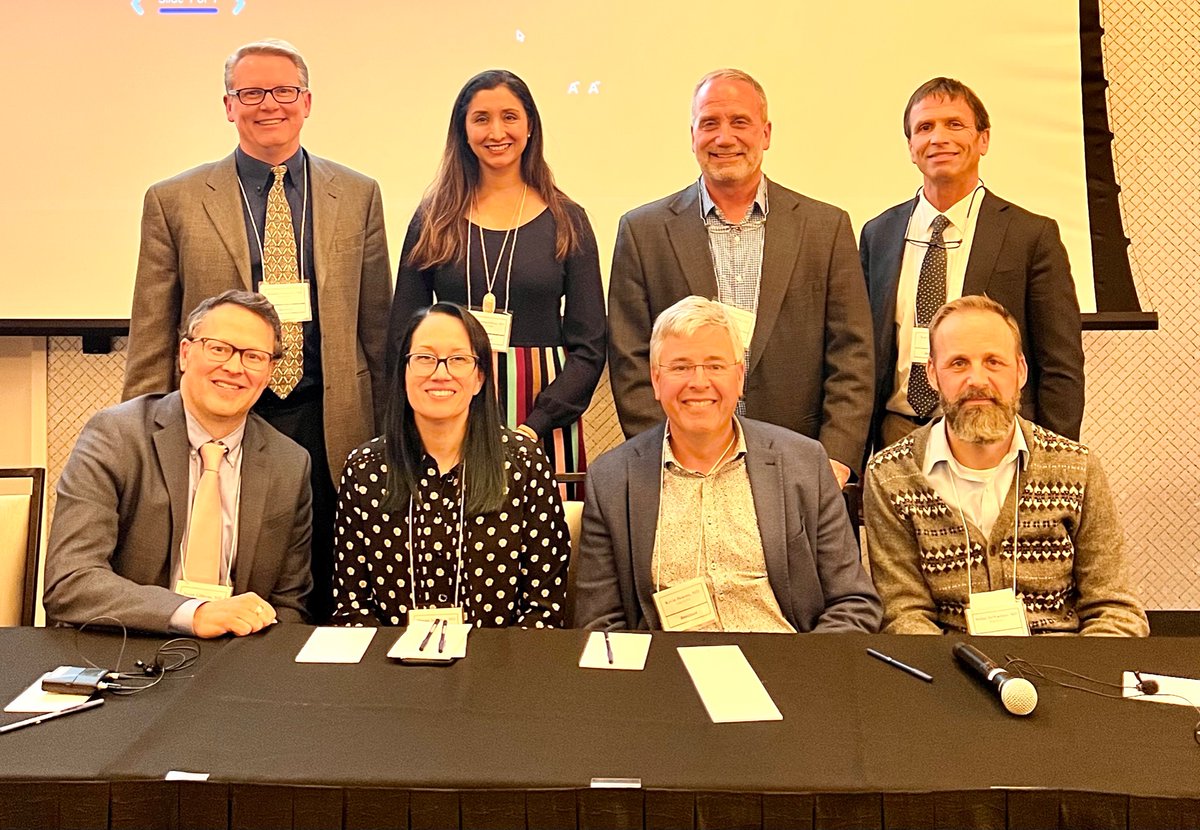 BeaumontUrology's tweet photo. Day 1 of Hands-on Neuromodulation Course brought international experts together to discuss tibial, pudendal and SNM for OAB, pelvic pain, ngb and peds @KennethMPeters1 @PriyaPadmanabh6  @michael chancellor @stefan De Wachter @jasongilleranmd @kevinbenson @larrysirls @megan_shober https://t.co/OcPXv3IH7j