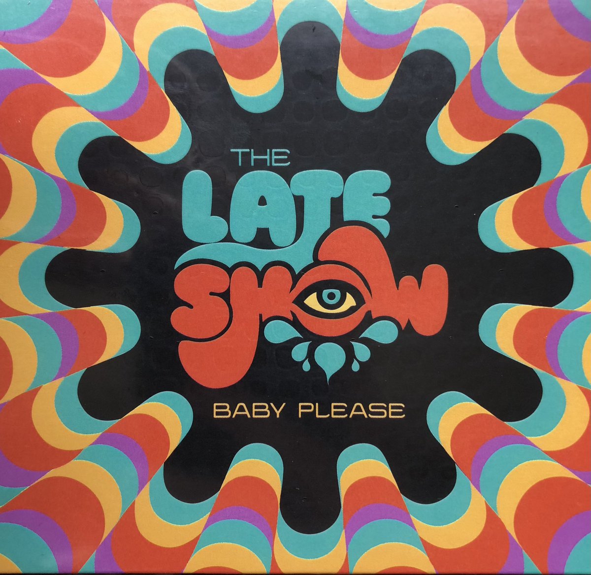 portablepop1980's tweet photo. We will be announcing deets on pre-orders for new album “Baby Please” very soon. #TheLateShow #BabyPlease #PowerPop #RockNRoll #GaragePop https://t.co/xcOGgHjfA5