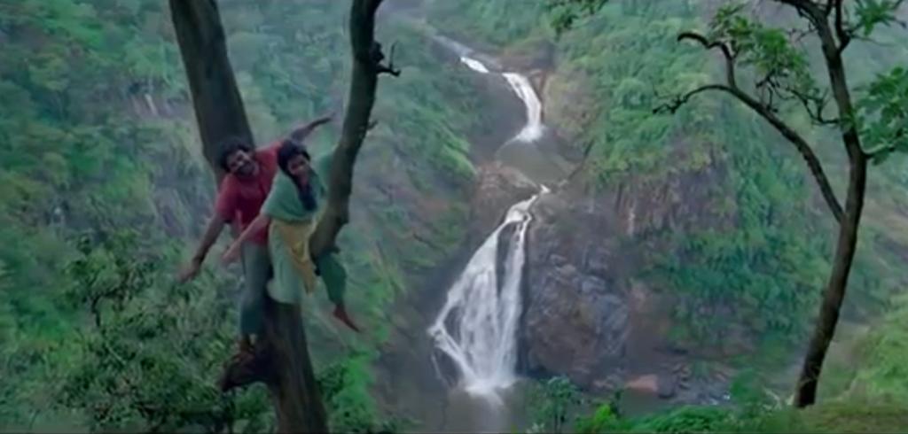 satya_hegde's tweet photo. My Frames - Still from #RaateMovie with super talented @Dhananjayaka @sruthihariharan
#SatyaHegde #FavFrame #SaturdayVibe #Throwback https://t.co/P3CLbTlQfi