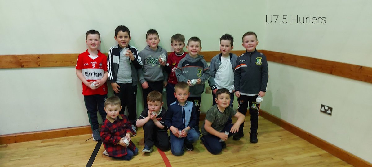 StColmsGACDrum's tweet photo. Presentation for pur underage, celebrating their achievements and development. 
Special thank you to our Senior football captain Damien Brolly and Senior Camog Charlene Forrest for coming and presenting. 
#androim https://t.co/HDerAKL1gq