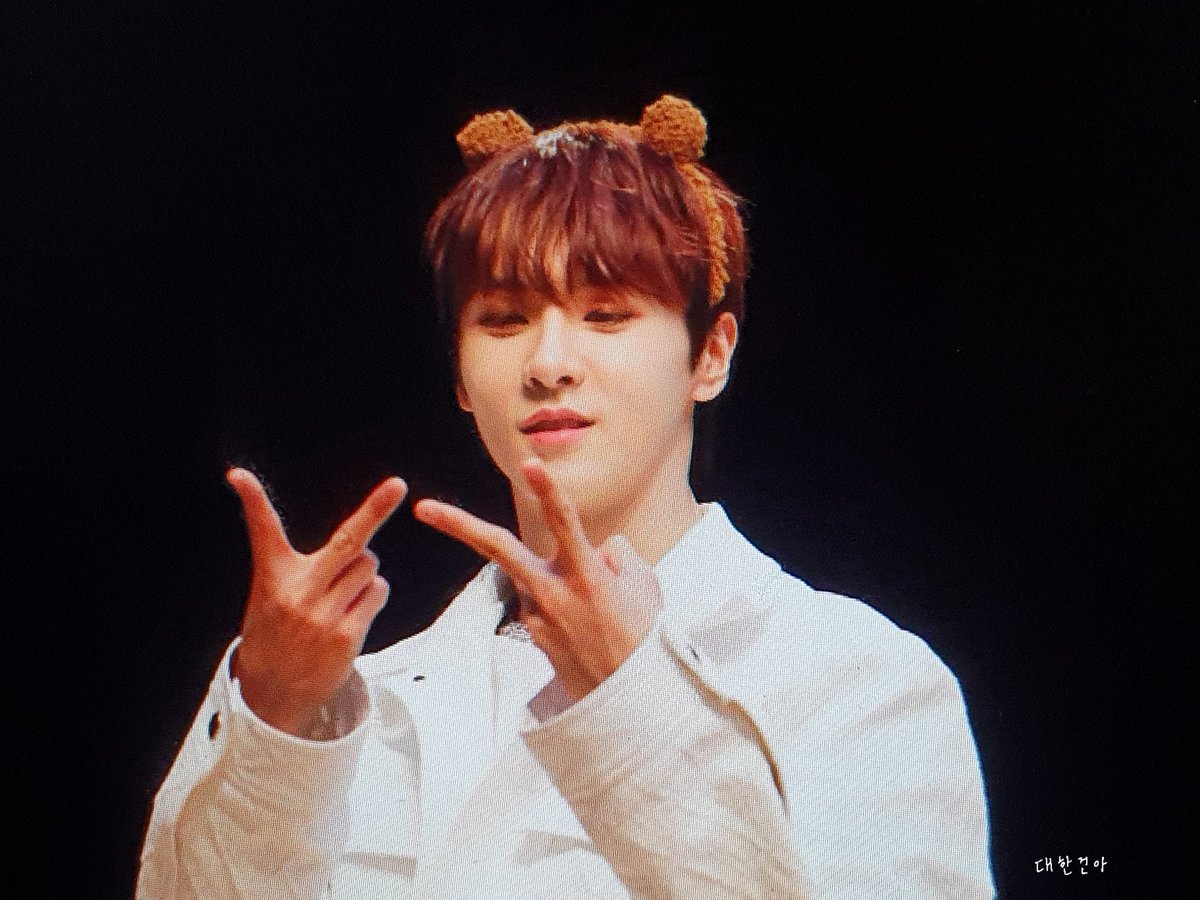 DHGA_1222's tweet photo. 220409 pre

아기에게 갸루피스는 어려워 ⋆⁺₊⋆ ♡̷̷̷ 

#유준 #Yoojun #BAE173 #비에이이일칠삼 https://t.co/NYJRdLG4Sm