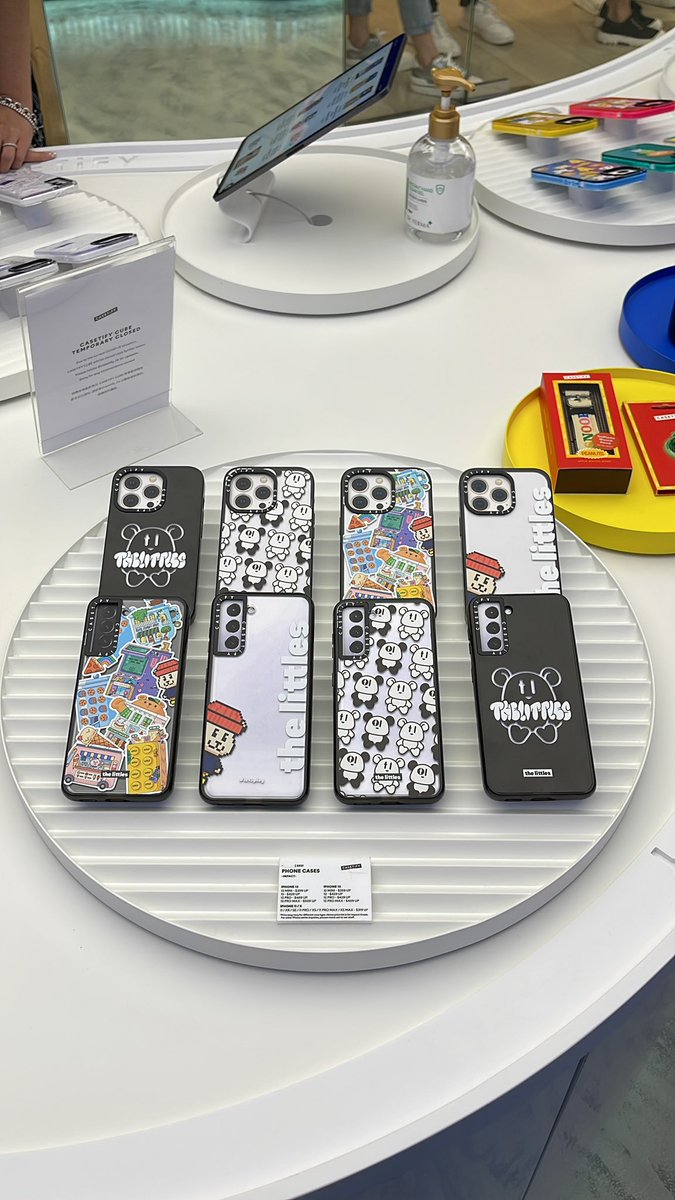 omega0x_'s tweet photo. reminder that NFT floor prices aren’t everything; real business activity and tangible physical products are also a signifier of successs

bullish on @thelittlesnft and @wilxlee https://t.co/wqEoHdmIxO