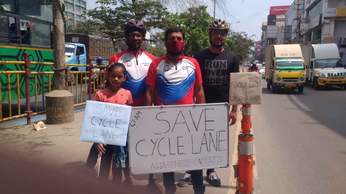 KammaraNaga's tweet photo. #SaveCycleLane Awareness campaign! @bicyclemayorblr
It's our(people+Govt) responsibility to safe guard the infra that helps reduce pollution and increase health benefits!! @blrcitytraffic @DULTBangalore don't you see the violations on ORR?We are doing our part. It's your turn 🙏 https://t.co/Ha1eVlzLLS