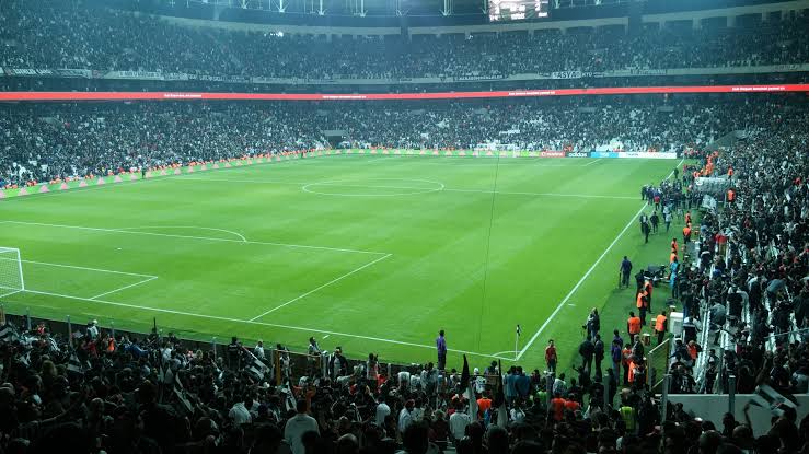 Ne demiştik? 
Sevinmek için sevmedik biz seni 🦅
VODAFONE PARK KAPALI GİŞE ! 🔥
#BeşiktaşınMaçıVar #VodafoneKapalıGise