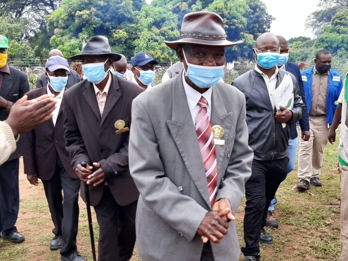 sirpzim's tweet photo. Chiefs Chivi, Shindi and Nemaushe arrive at Banga Irrigation Scheme for the commissioning. https://t.co/X7LCGJr59x