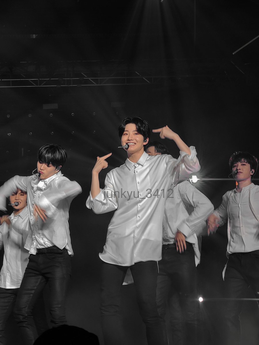 kim junkyu at trace concert