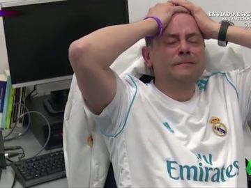 FCB0v0's tweet photo. @Forca_Fcb المدريدي حالياً 😂 https://t.co/BmGFhh8PTL