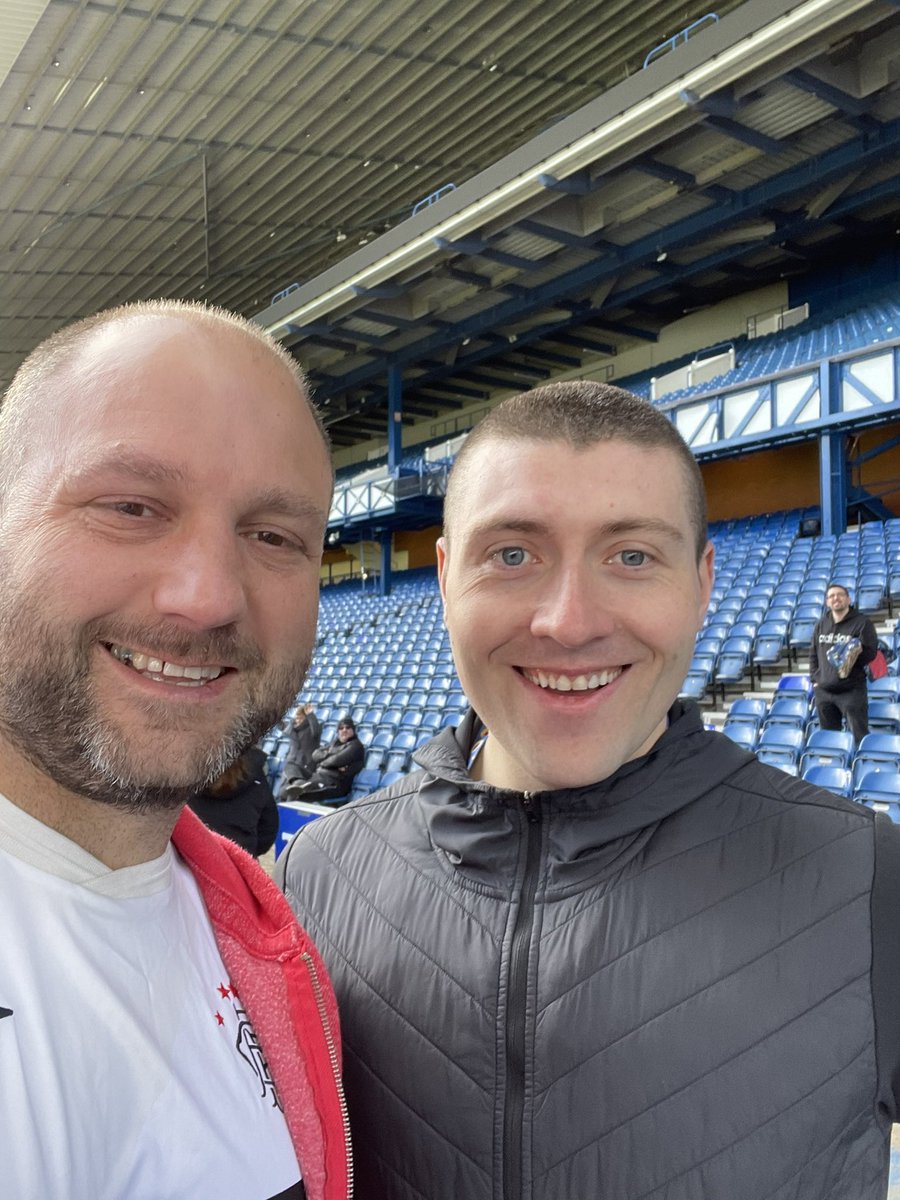 garyker's tweet photo. Bumping into @Scott_M_Fitness at the @RFC_Charity #BlueAllOver fun run this morning https://t.co/65CelcteeF
