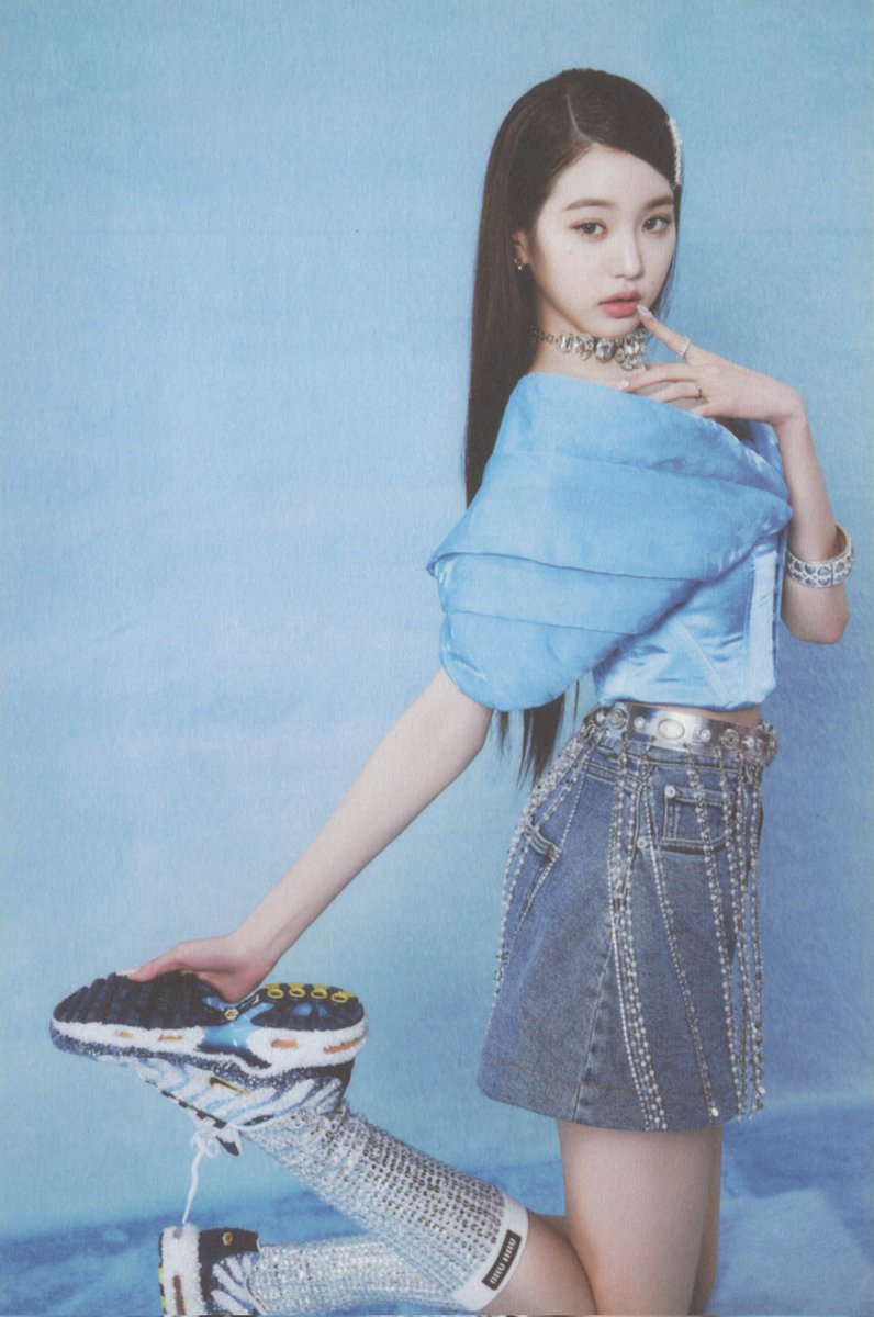 SCAN] #WONYOUNG IVE LOVE DIVE Album Ver. 2 © first_iz121