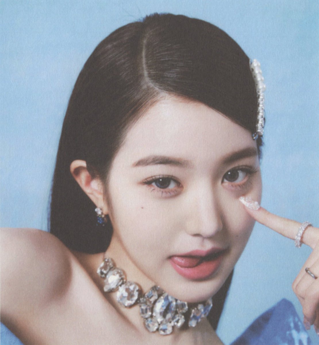 SCAN] #WONYOUNG IVE LOVE DIVE Album Ver. 2 © first_iz121