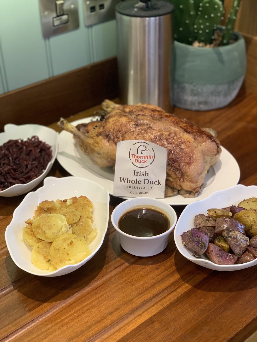 Roast duck with honey &amp; clove sauce youtu.be/XCxA26KRlBA via <a href="/YouTube/">YouTube</a> <a href="/DuckThornhill/">ThornhillDuck</a> <a href="/SimplyBetterDS/">Simply Better at Dunnes Stores</a>