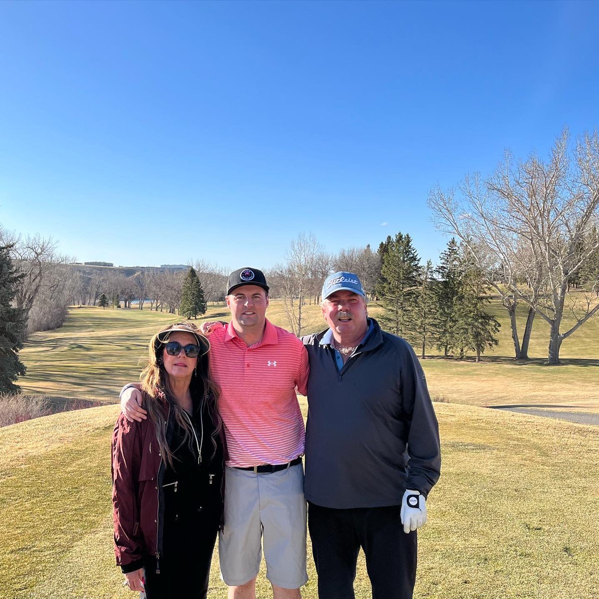Had the pleasure of golfing with Tim and Sharla Hirsche on the four year anniversary of their son Brock’s passing. An incredible family. I miss their son every day and will never have a friend like Brock was. A captain on the ice but most certainly off the ice as well #BH10