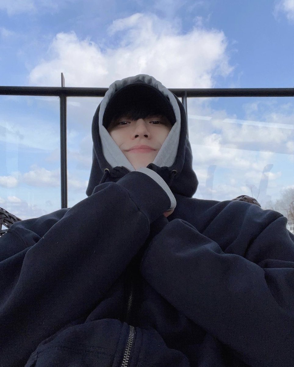Idh____sky's tweet photo. It's been a while. How is everyone doing? I hope you all have an amazing weekend! https://t.co/NPQyI6zlWQ