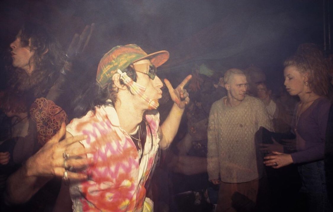 DavisArchive's tweet photo. #saturdaymorningvibes when you don’t know whether it’s late at night or early morning 😊 DIY free party Wilford Nottingham 1992 #rave #freeparty #diycollective https://t.co/SjkIwnlqil