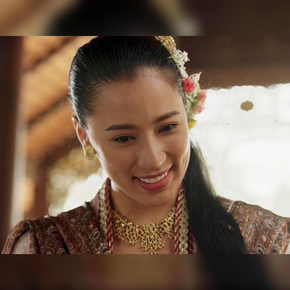 HninThway_TH's tweet photo. ✨ Love at first sight 💫

#ทีมคิดถึงพระสนมมาลา 
#နှင်းသွေးယုအောင် #นีนตเวยูออง #อิรวดีที่คิดถึง #จากเจ้าพระยาสู่อิรวดี #OCEAN_ThaiFans #OCEANThaiFans🌊 #ThaiSnowees❄️🇹🇭 https://t.co/FoVjYPslB9