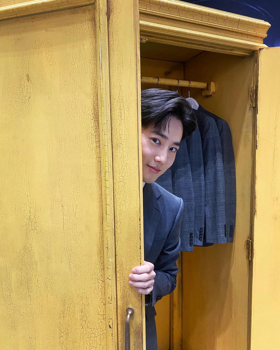 SUHOChile's tweet photo. 220409 ✧ Actualización de #SUHO en su cuenta de Instagram. 

"Hoy es el día donde finalmente nos encontraremos después de dos años". 

Trad. Inglés: BUNNYMYE0N
Trad. Español: SUHO Chile 
@weareoneEXO #EXO https://t.co/sIZ8APAuw9