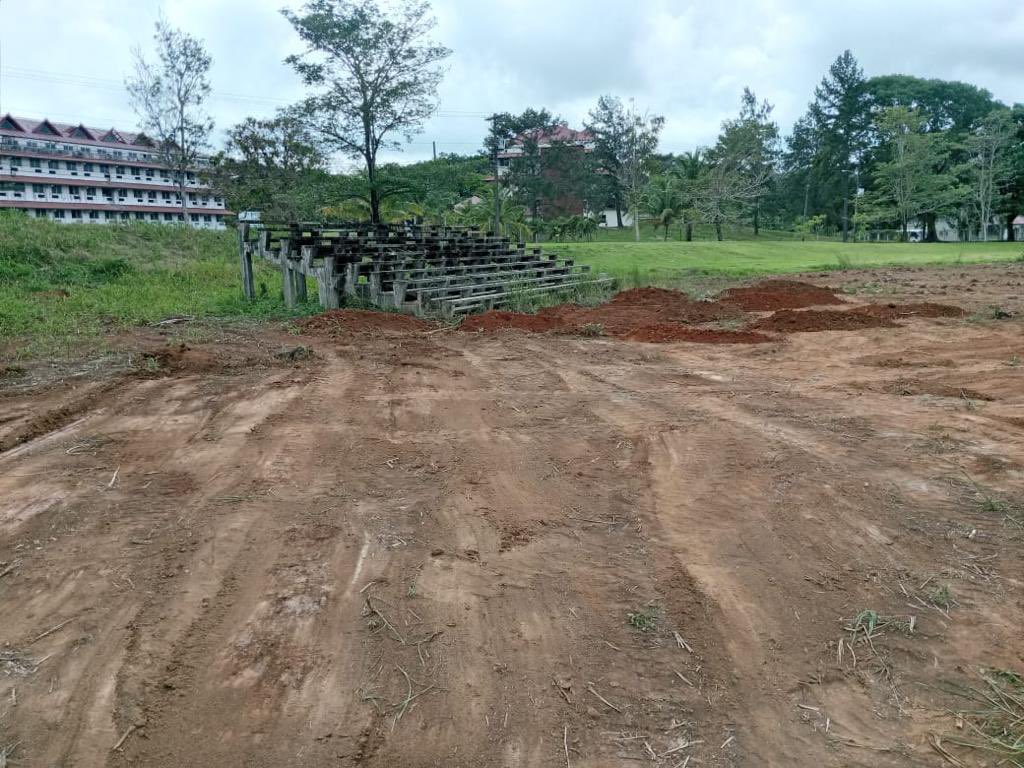 Así luce, luego de movimiento de tierra, cuadro alternativo de béisbol en Espinar, proyecto patrocinado por <a href="/zolicol/">Zona Libre de Colón 🇵🇦</a> <a href="/ColonAlcaldia/">Alcaldía De Colón</a> y <a href="/Pandeportes/">Pandeportes</a> mientras culmina construcción de #MarianoBula