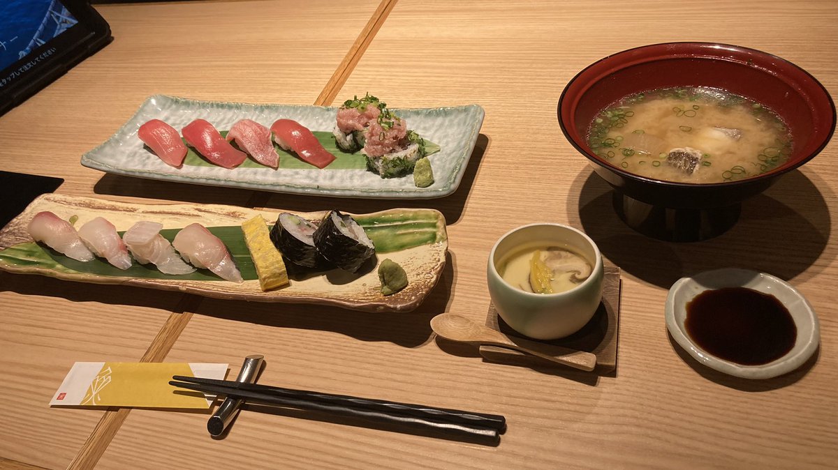 mortedevol's tweet image. 近大マグロ美味しかった〜