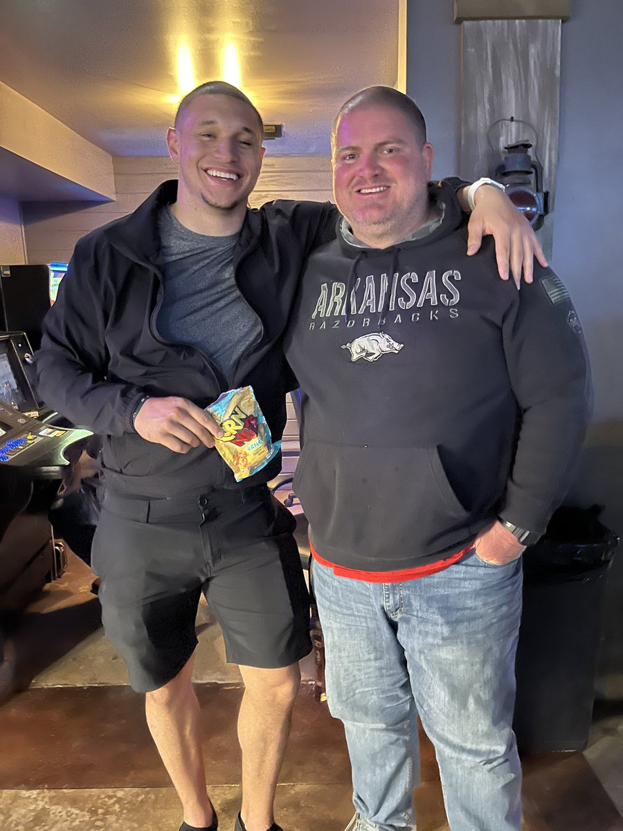 Love these two! ❤️<a href="/thedeepball/">Tony Swartz</a> <a href="/1ChaseHarrell/">Chase Harrell</a>