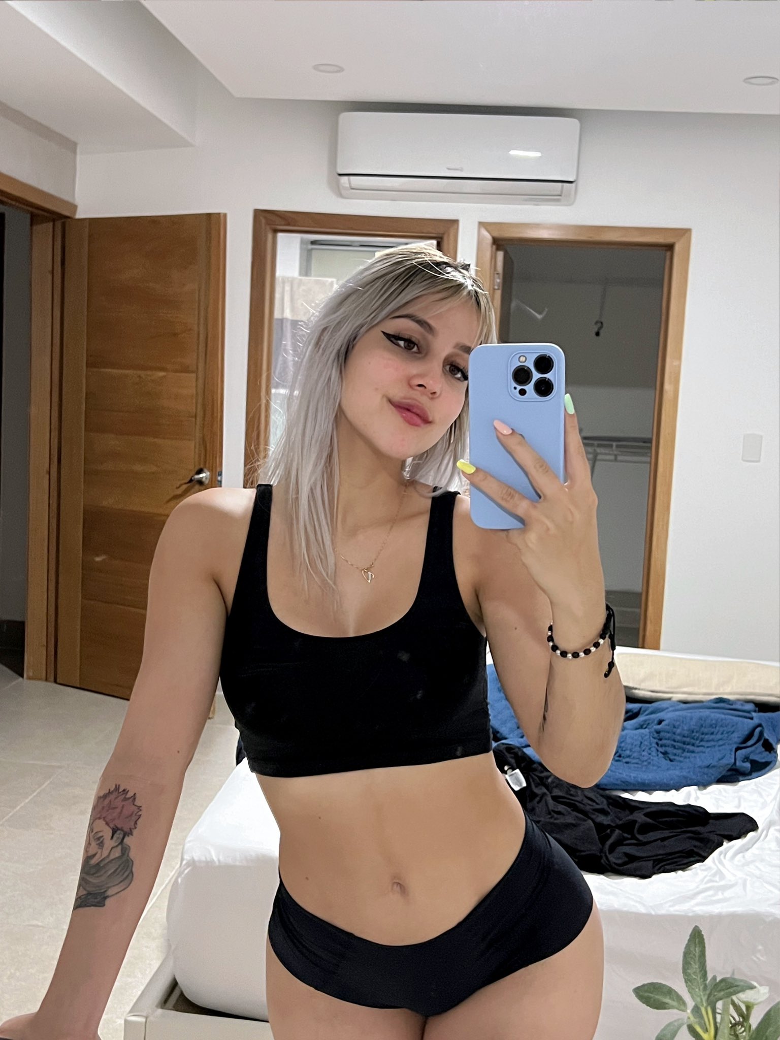 Sé que ustedes trasnochan más que los de Instagram 😬 https://t.co/pUcpy03ieM