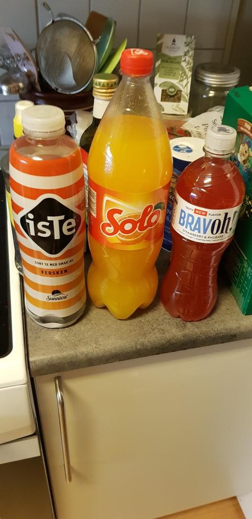 Doramusicana's tweet photo. Perfect way to start the easter holiday, with my favourite ice tea, soda and juice 🥤🐥 #colddrinks #solobrus #icetea #Spring2022 #Easter2022 https://t.co/VjZXLhqiCv