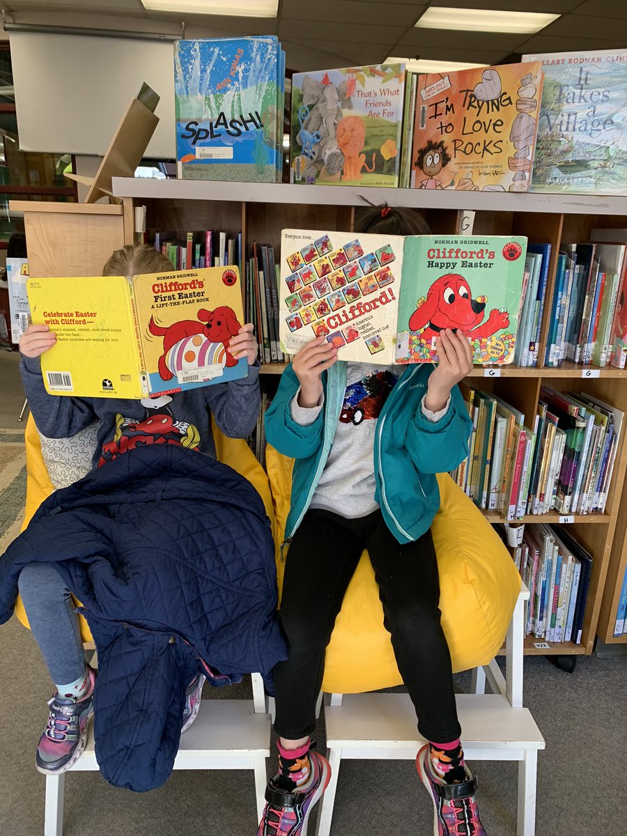 currielibrary2's tweet photo. Spring is sprung in the library and around the school yard #rtla38 #sd38learn #loveyourlibrary #springtimebooks @CurrieAllStars https://t.co/AL70z0D0GV