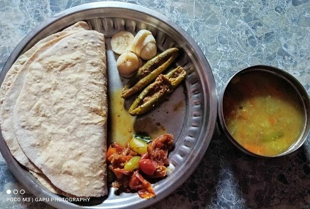 FoodieOdia's tweet photo. ଅଶୋକାଷ୍ଟମୀର ଶୁଭେଚ୍ଛା ।
The morning breakfast before Puja.
#foodieodia #OdiaFood #therawtextures #feedfeed #nomnom24x7 #nomnomnom #foodiesofbhubaneswar #bangalorefood #bengalifood #northindianfood #MachhaBesar #chennaifood #mumbaifoodie #instafoodie #foodiesofindia #platingg… https://t.co/KNeuYO9jOq