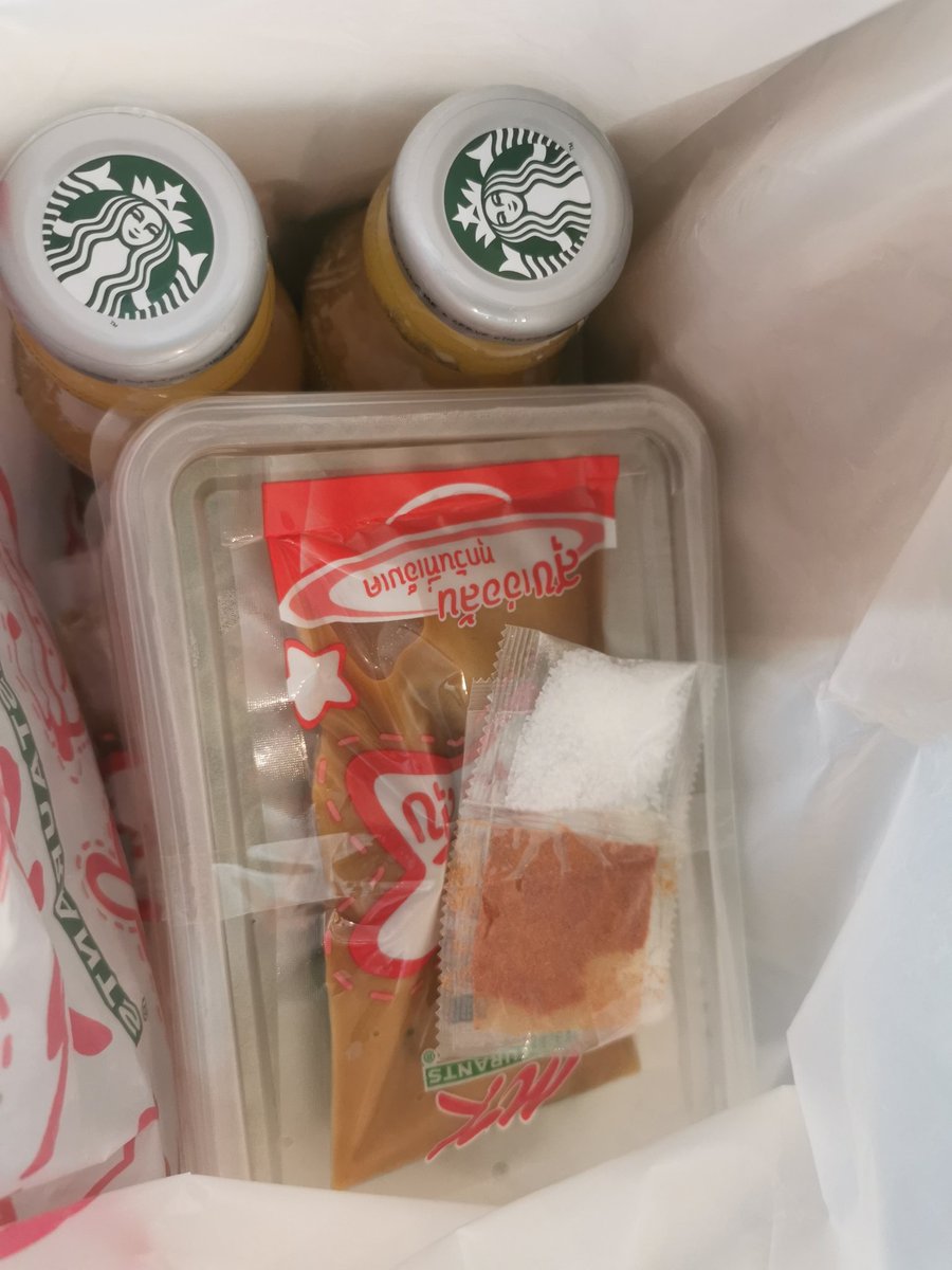 4phuwaritt's tweet photo. Food Supportของน้องภูวันนี้ ทานให้อร่อยนะคะ🥰

#ลักยิ้มของภู #phuwaritt
#STMDthailand
#4phuwarittPixx https://t.co/u1CdojdZTj