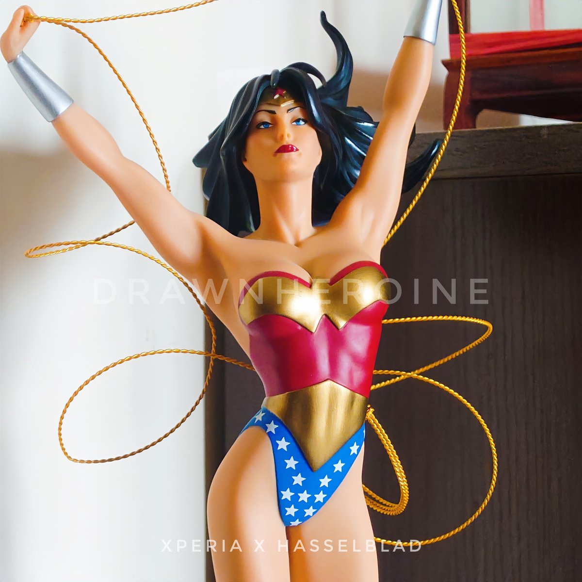 lightnight2012's tweet image. Wonder Woman Statue!
#WonderWoman #classicwonderwoman 
#dccomics