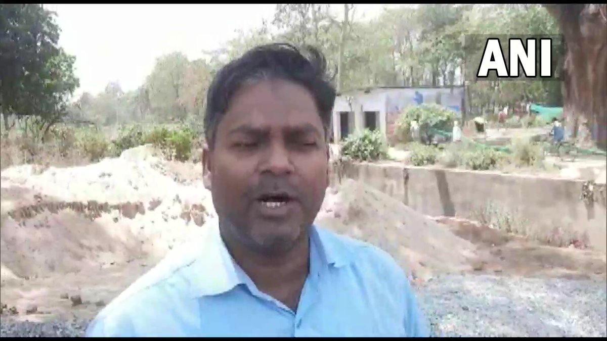 Bihar |60-feet long-abandoned steel bridge stolen by thieves in Rohtas district

Villagers informed some people pretending as mechanical dept officials uprooted bridge using machines like JCB & gas-cutters. We've filed the FIR:Arshad Kamal Shamshi, Junior Engineer,Irrigation dept