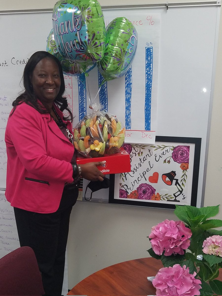 DunevantL's tweet photo. I want to publicly thank my Clark Family for so much love & appreciation they have shown me this week & every week. I'm truly blessed and forever grateful! #APWeek2022 @ClarkPrimary @SpringISD https://t.co/xQBMRTHn3i