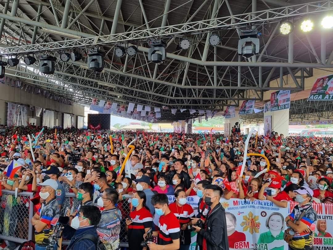 Rappler On Twitter londonbrynch Crowd In Maasin City Terminal 