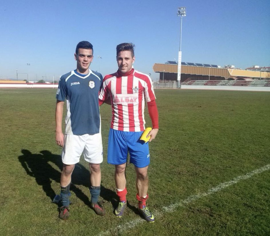 En la foto hace unos años dos buenos jugadores <a href="/dmoraga1628/">David Moraga</a> <a href="/carlosdonbe9/">Carlos Rodriguez</a>