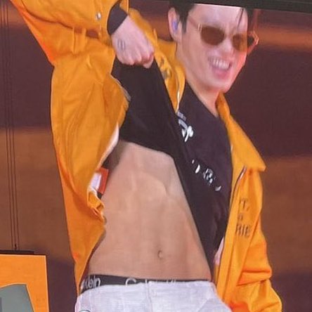kookvtwins's tweet photo. HIS SMILE AFTER SHOWING HIS ABS https://t.co/4ImFtRK1zQ