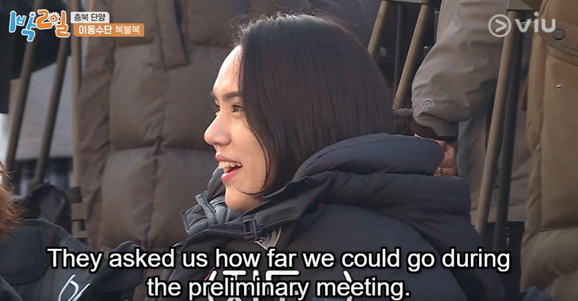 SmileyGeulyi's tweet photo. Bang Geulyi / Smiley PD 🥰
-a thread of her screentime / visuals 

Ep. 1 - Fresh Start
Only minutes into the ep, I already fell for your charm...

#2D1N #BangGeulyi #SmileyPD #방글이 https://t.co/5rBlapPvou