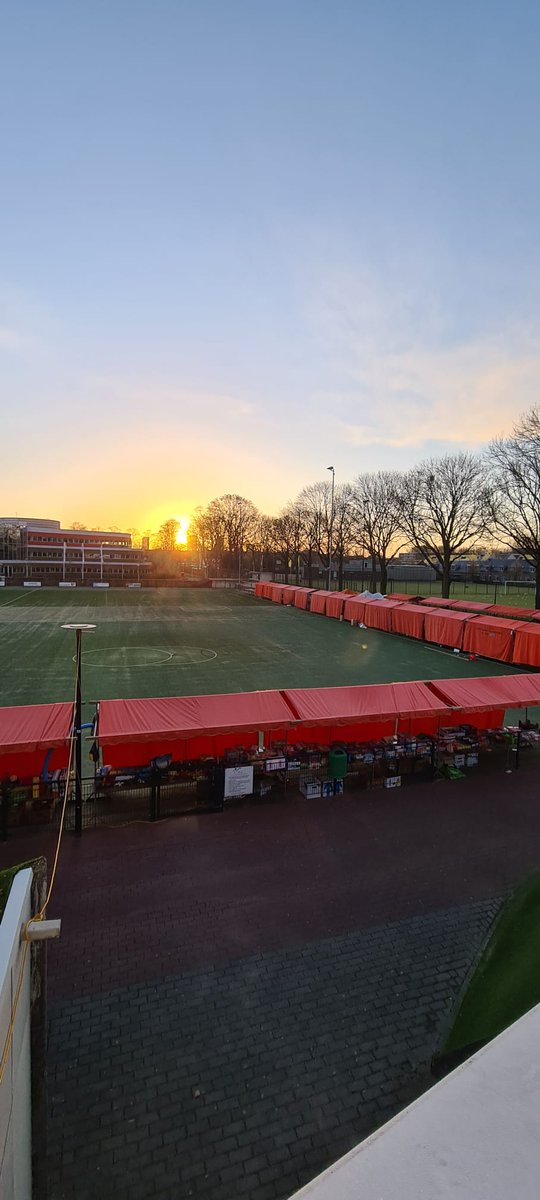 Tot straks op de vlooienmarkt 🍀