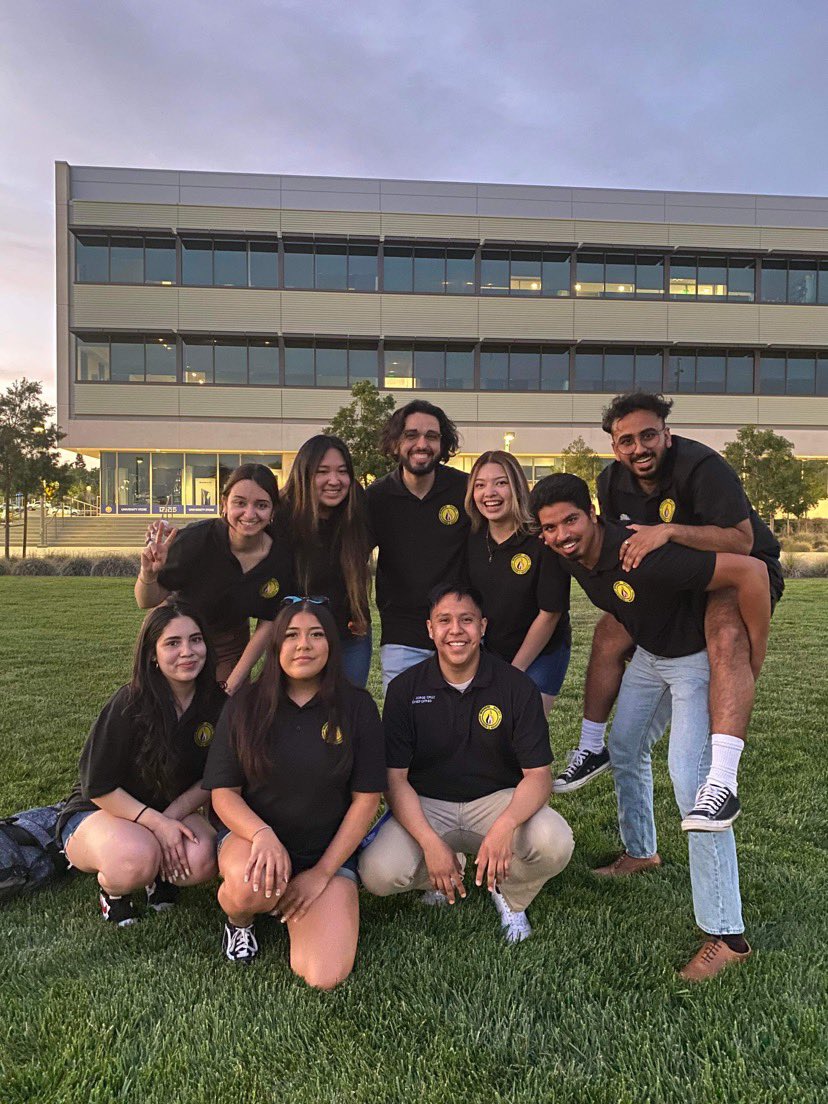 UPDATE: WE DID IT 🤩40 vendors, hundreds of guests, TONIGHT WAS A SUCCESS!!!!