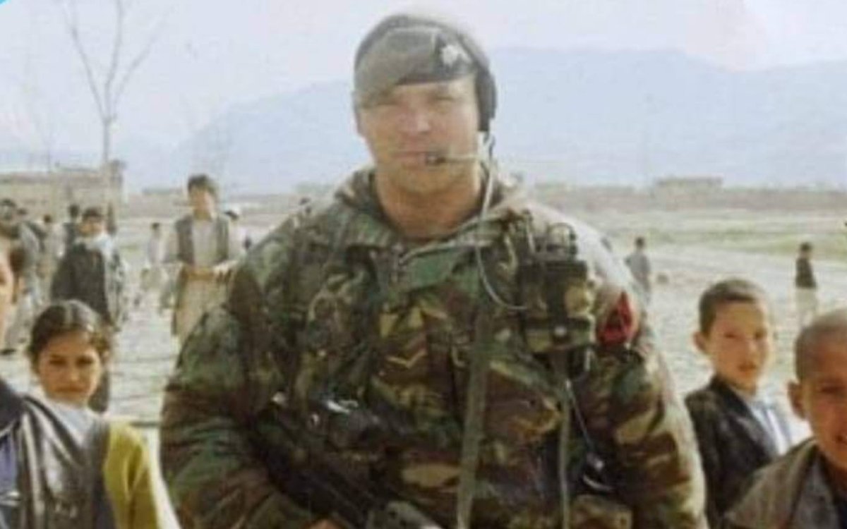 KeyserSosse's tweet photo. 9th April, 2002

Lance Corporal Darren George, aged 22 from Pirbright, and of The Royal Anglian Regiment, became the first British fatality in the Afghanistan War, when he died following a tragic incident whilst on patrol in Kabul

Lest we Forget this brave young man 🏴󠁧󠁢󠁥󠁮󠁧󠁿 🇬🇧 https://t.co/yXpD2bnDO0