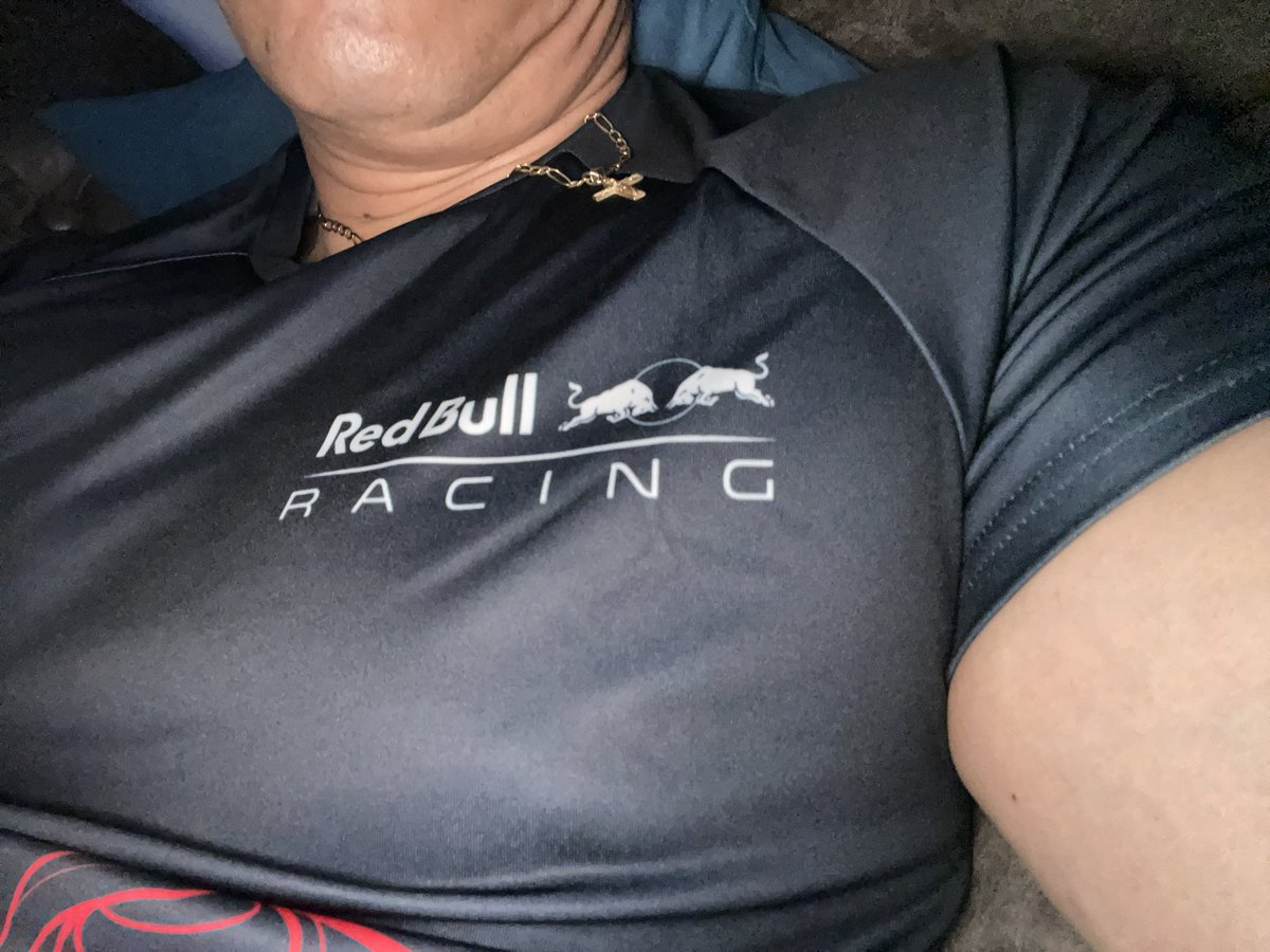 nickhero1972's tweet photo. @AlertaF1 Aquí seguimos esperando la quali!!! https://t.co/TIuwjywrqy