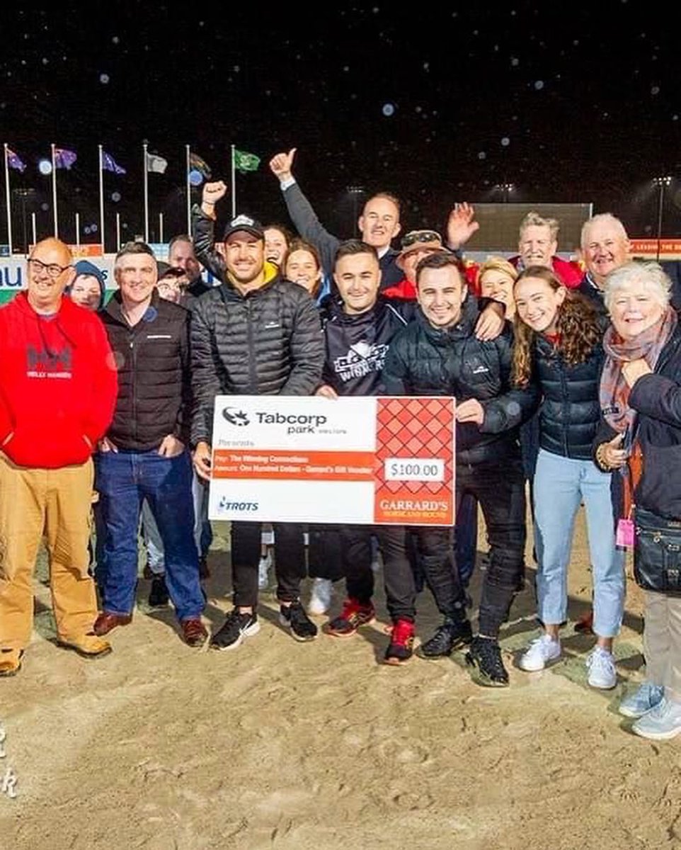 mattiecravenra1's tweet photo. Reminder! Stable BBQ tomorrow! 10th April!!! Everyone welcome,
Owners, family, kids,supporters, perspective owners.
11.00 am onwards till late!
Any questions ring Mattie 0447523591 #getinvolved
Address in google maps
Matthew Craven Racing
683 Dingey Rd Ecklin South https://t.co/h0j9Y0SyFZ
