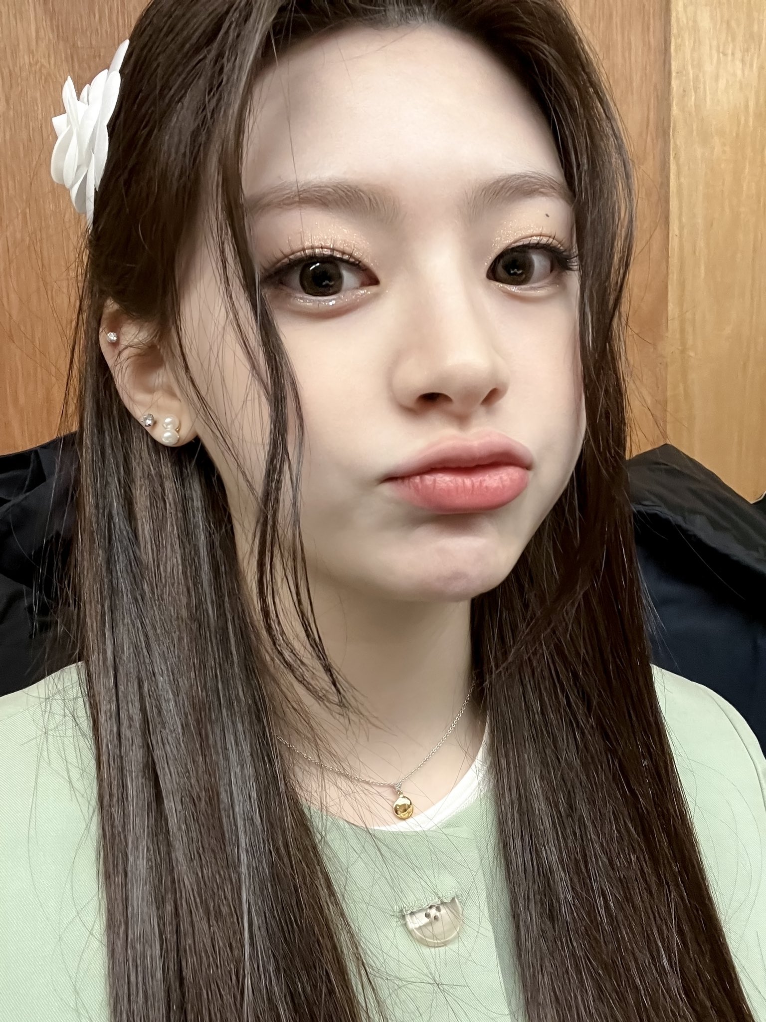 더쿠 - 스테이씨 멤버별 셀카 업뎃. jpg