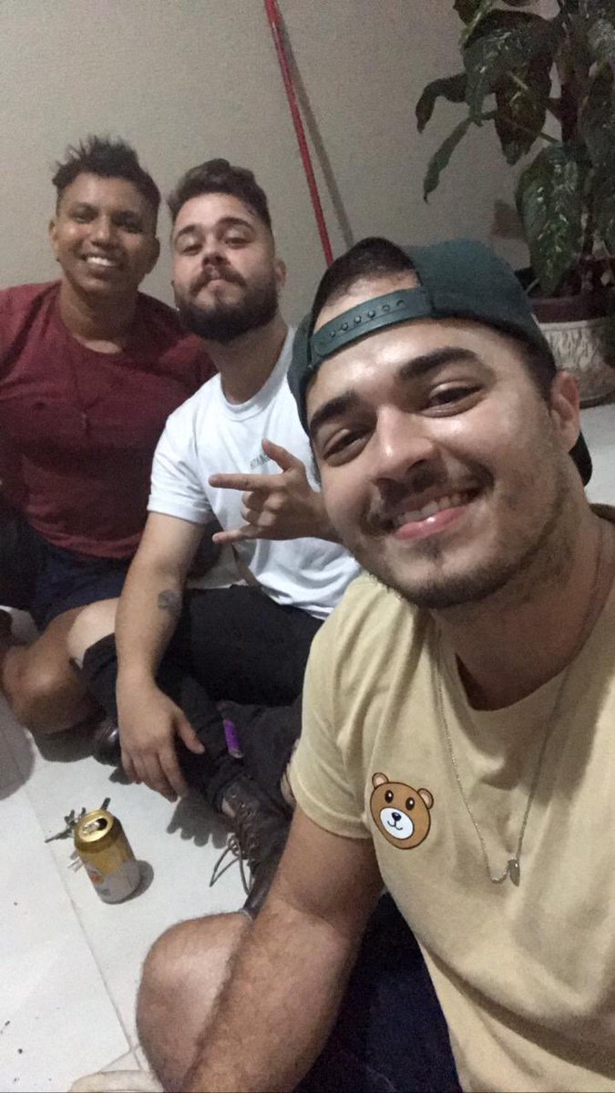 Jeffersousaa's tweet photo. Só hipocrisia! Mode ON 🔛 https://t.co/MCPmM4JOfL