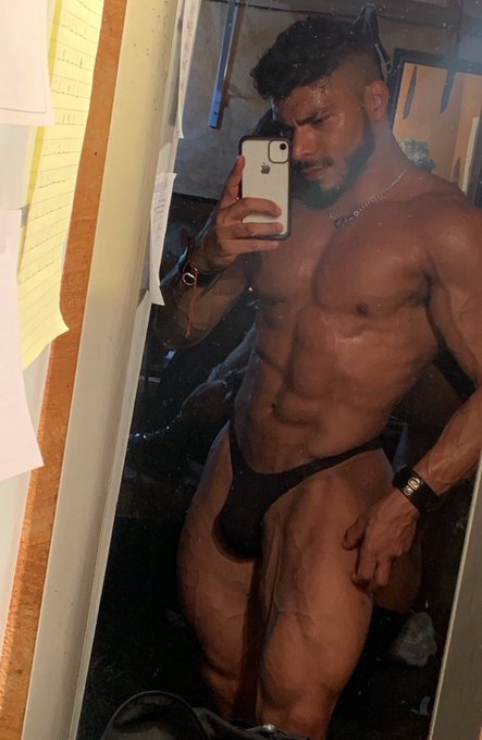 Watch Ottoniel Yañez's leaked NSFW photo on TwXstars