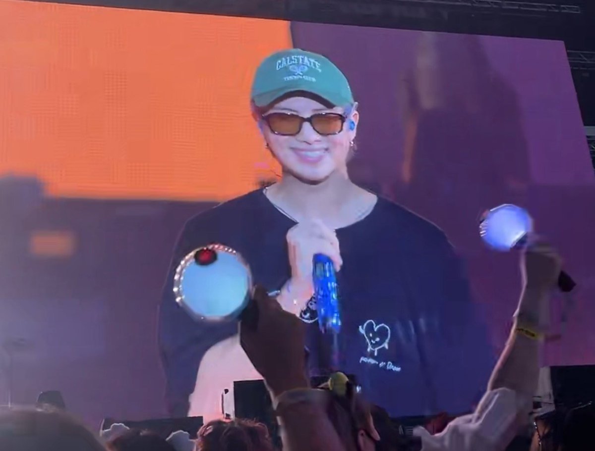 Namdra9401PROOF's tweet photo. WEY WEY WYE WYE WWEY WEY
MIREN A MIS DOS HOMBRES, CON GAFAS DE SOL AMARILLAS, LOS DOS SON VIRGO, MORENAZOS DE FUEGO
NOOOOMBRE AHORA YA SÉ CUÁL ES MI TIPO 🛐🛐🛐🛐💛💜💛💜💛💜💛💜💛💜💛 https://t.co/95H3SCRgPP