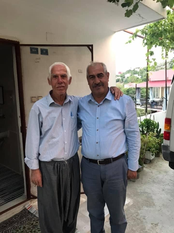 .<a href="/Akparti/">AK Parti</a> Kurucu Merkez İlçe Başkanımız, Toroslar ve Mersin Büyükşehir Belediyesi Meclis Üyemiz, Kıymetli dava ve yol arkadaşımız, değerli kardeşim <a href="/ContarErhan/">Erhan Çontar</a>'ın dayısı Durmuş AK vefat etmiştir.