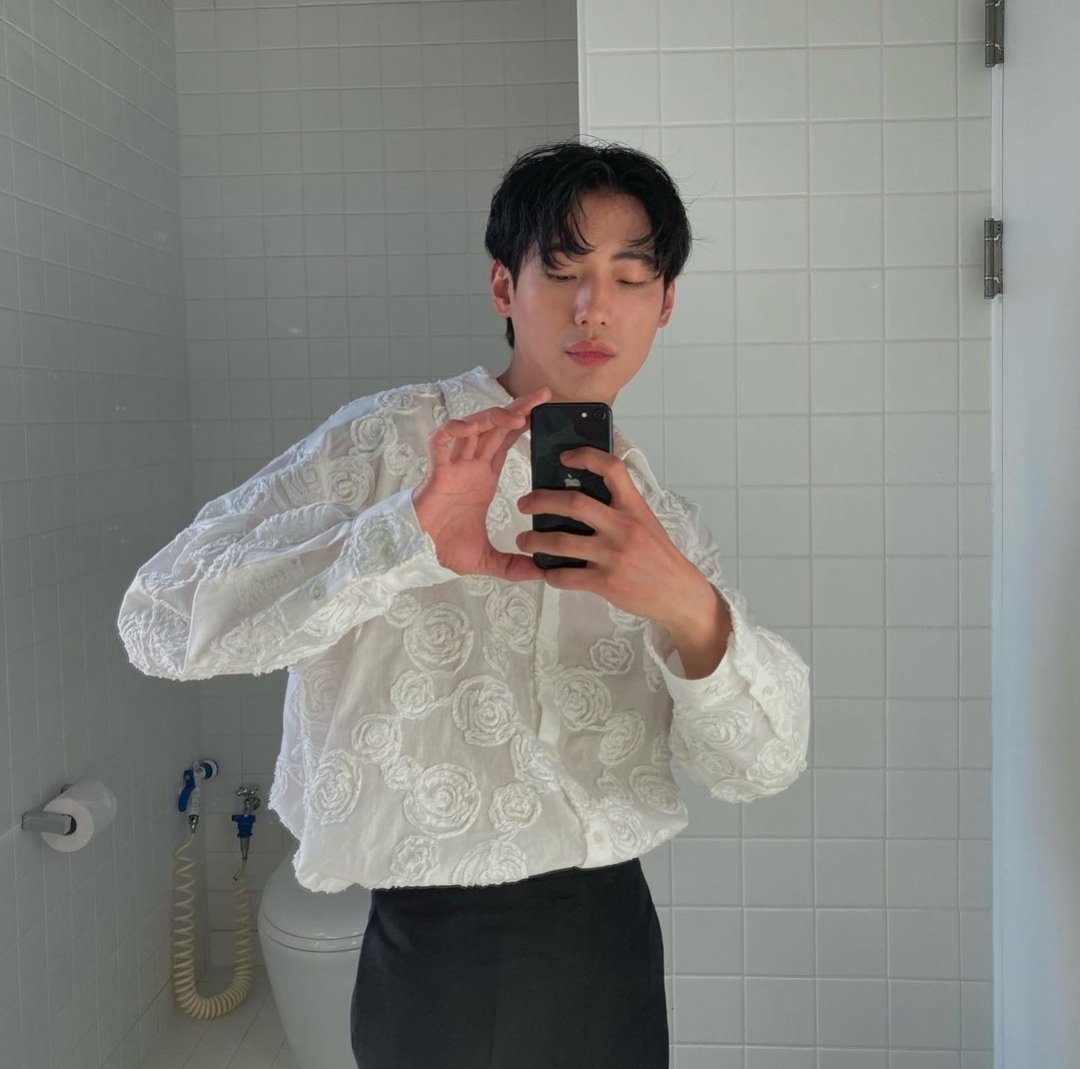 SH0NMINHO's tweet photo. https://t.co/y9XfuHkgK9