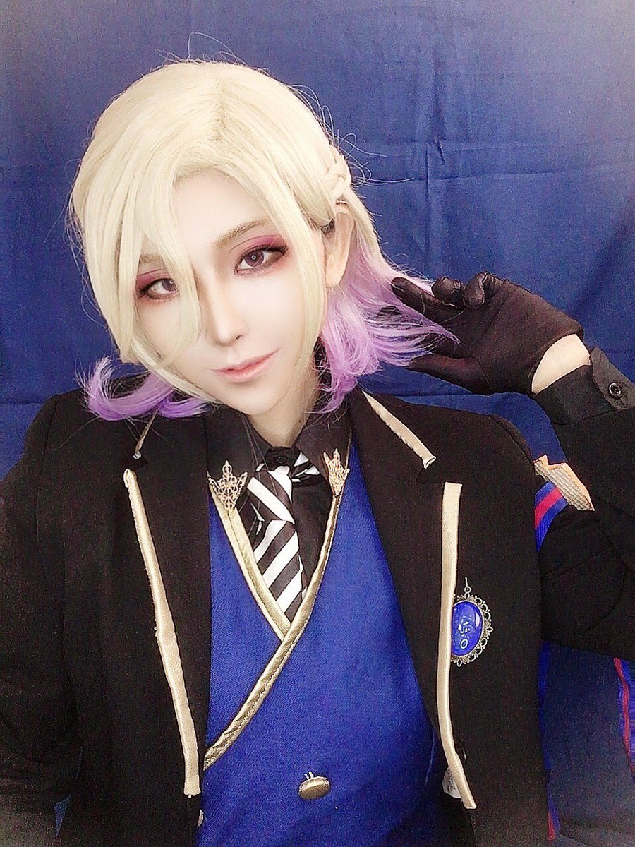 yukishiro1006's tweet photo. #ヴィル・シェーンハイト誕生祭2022

\👑様おめでとうございます！/ https://t.co/N4GiYmOL32